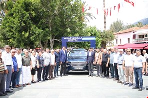 Türkiye'nin otomobili Togg Kaş’ta tanıtıldı